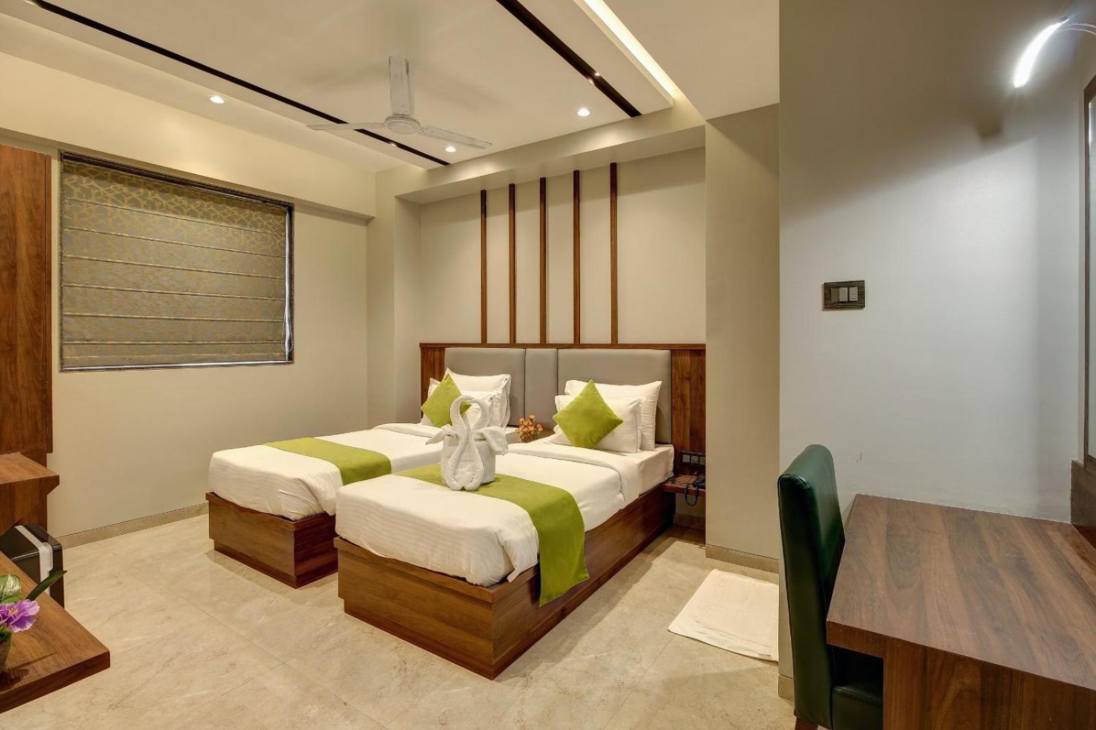 Magnus Fortune House Business Hotel , Magarpatta Mundhva Dış mekan fotoğraf