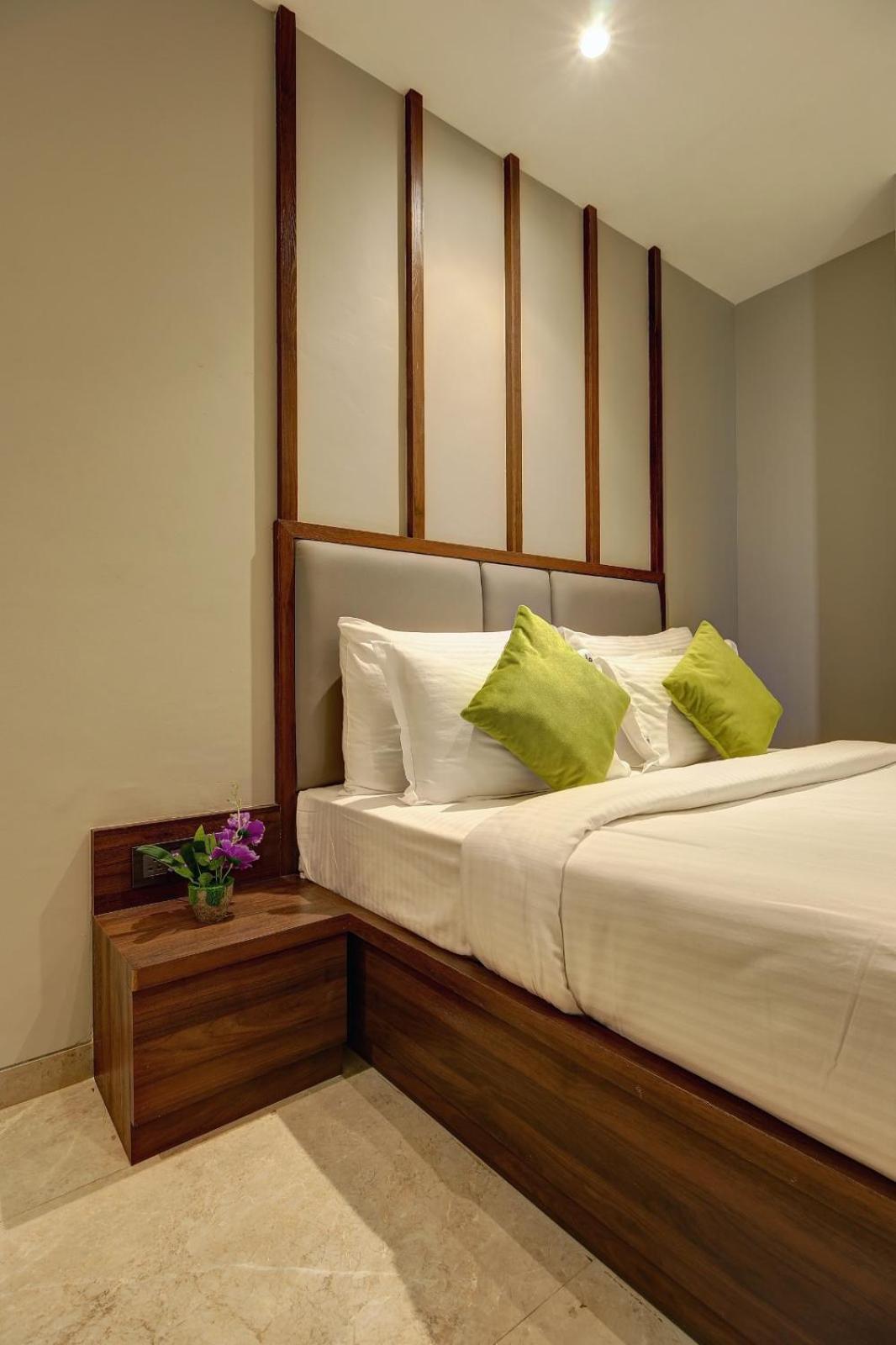 Magnus Fortune House Business Hotel , Magarpatta Mundhva Dış mekan fotoğraf