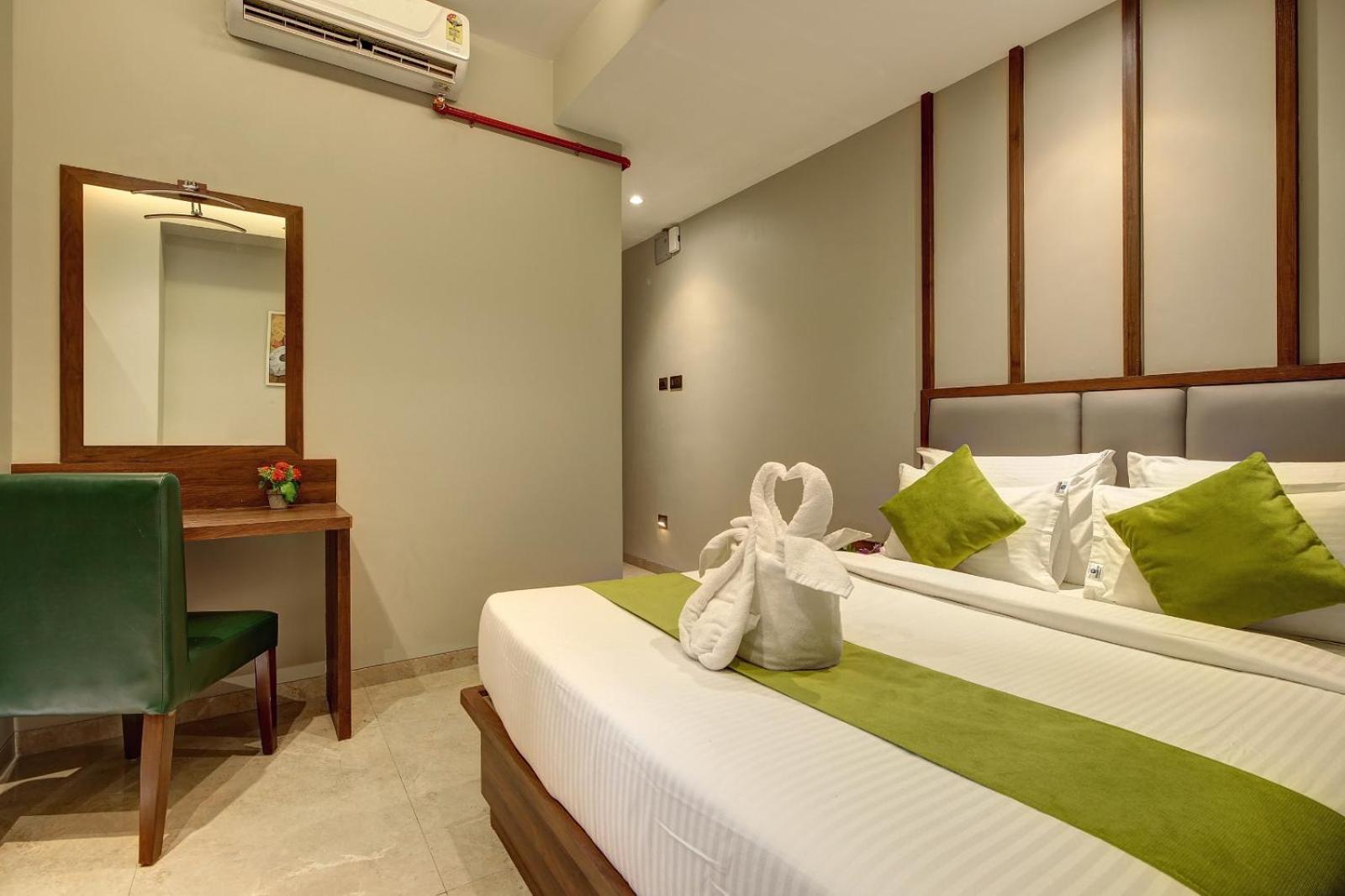 Magnus Fortune House Business Hotel , Magarpatta Mundhva Dış mekan fotoğraf
